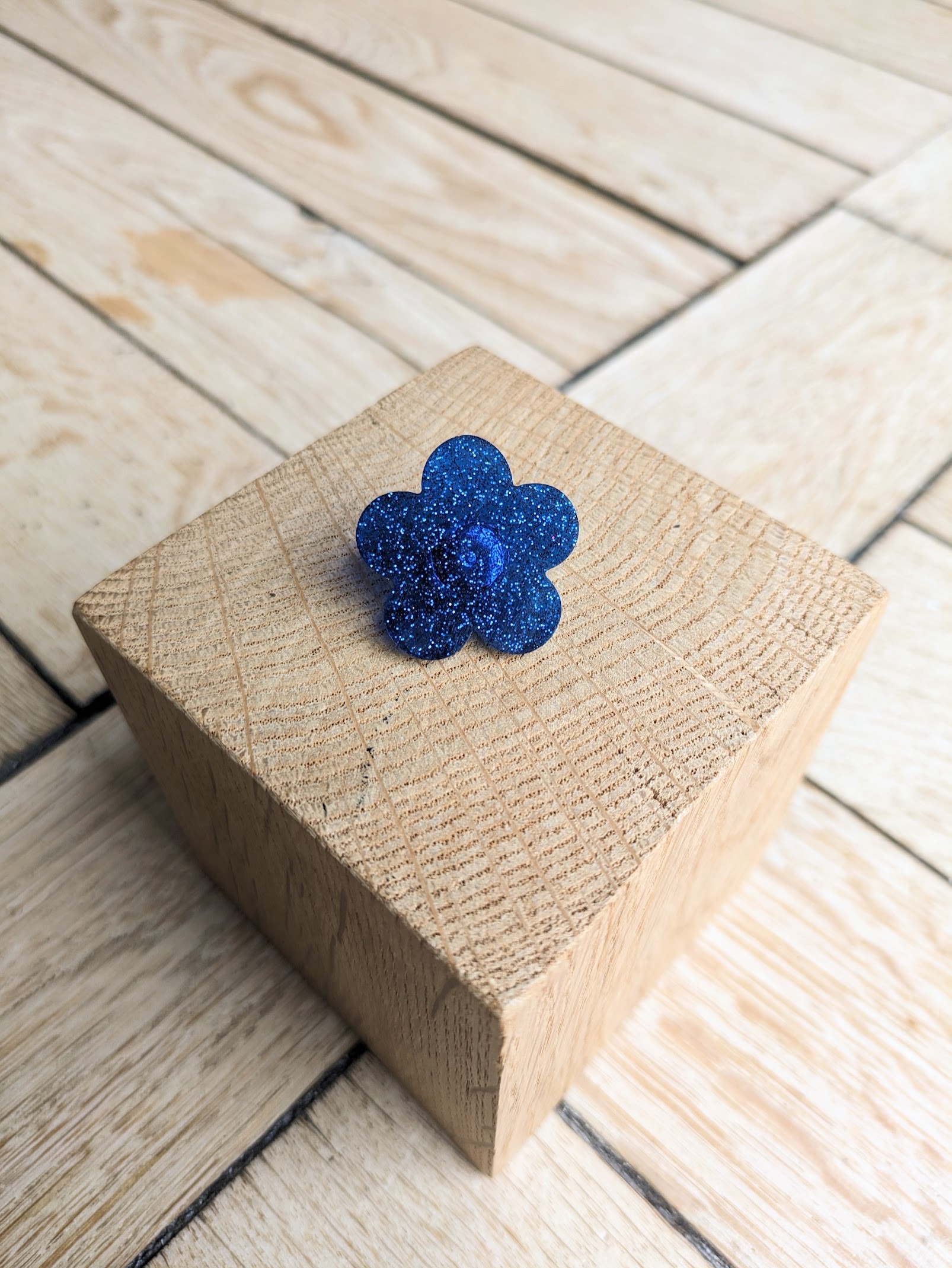 Broche ROSA - plusieurs coloris