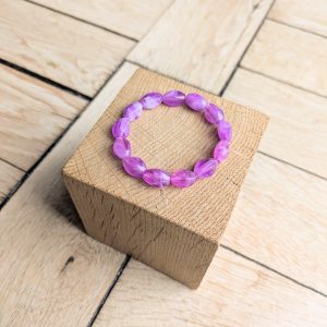 Bracelet DELPHINE parme 10€