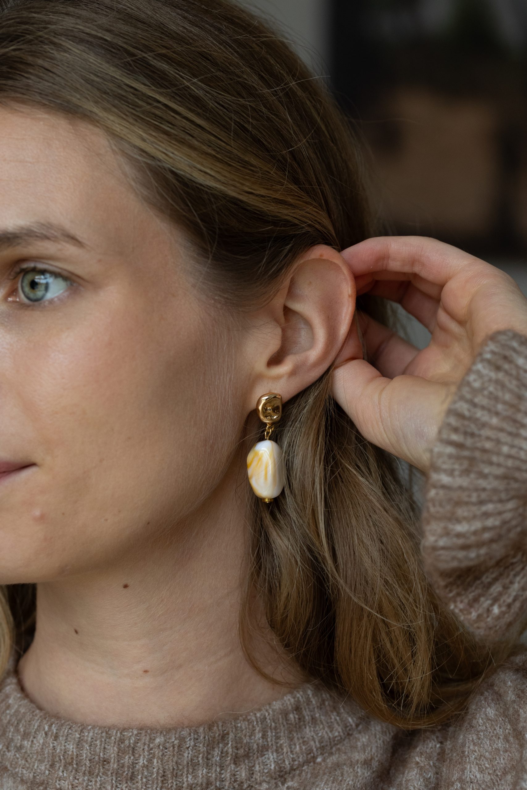 Boucles d'oreilles ESMEE - plusieurs coloris – Image 3