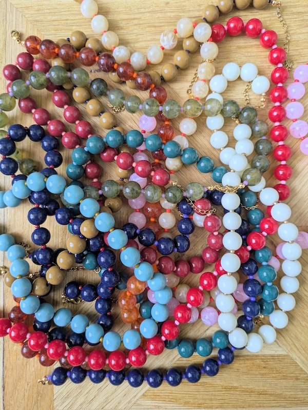 Collier FRANCE - plusieurs coloris